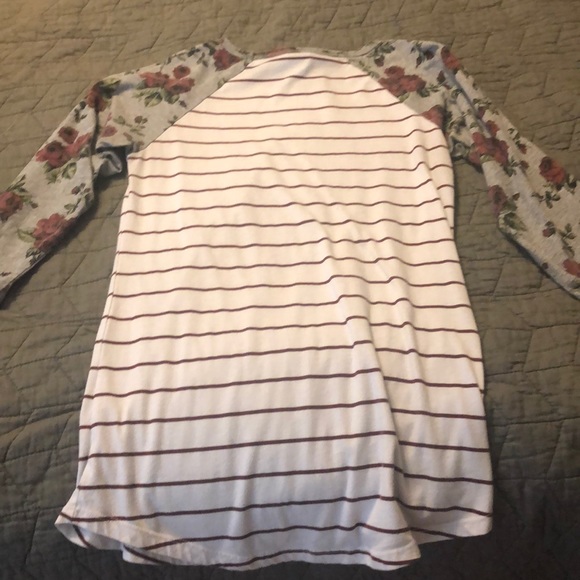 Quarter sleeve shirt from Zumiez - Picture 4 of 4